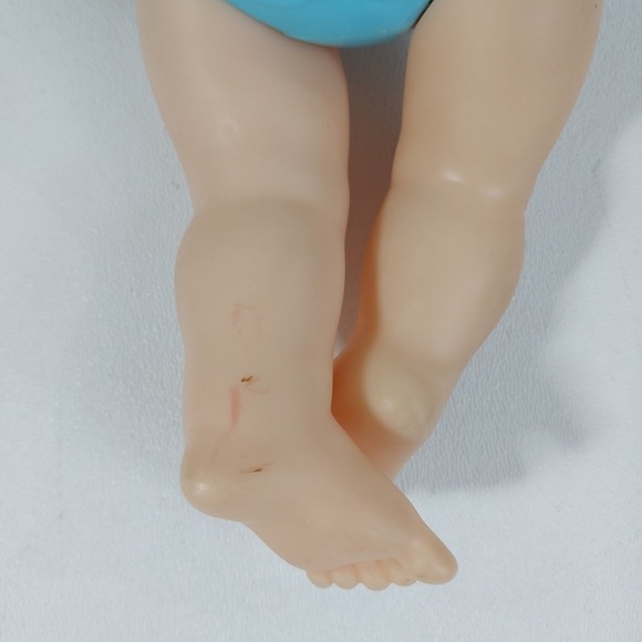 BABY ALIVE -BABY SHARK + BLOND HAIR & Blue TAIL/HOOD - Picture 4 of 7